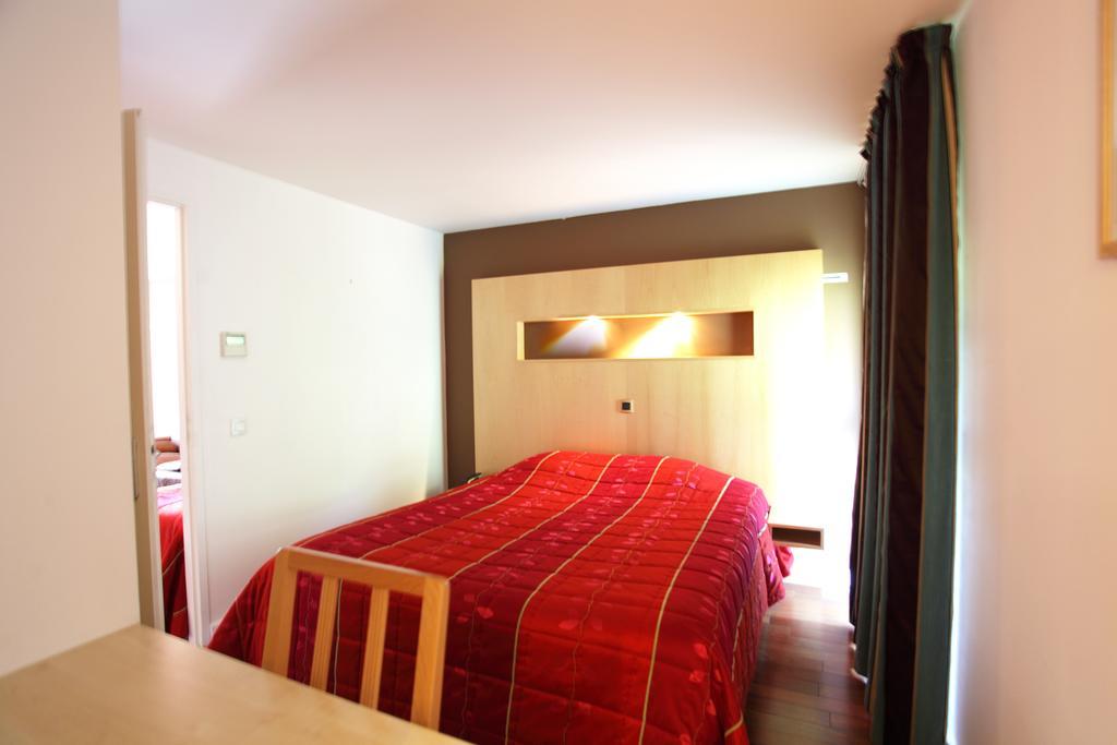 Hotel La Scala Pithiviers Bagian luar foto