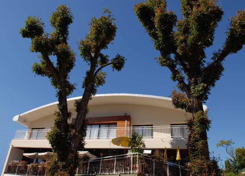 Hotel La Scala Pithiviers Bagian luar foto