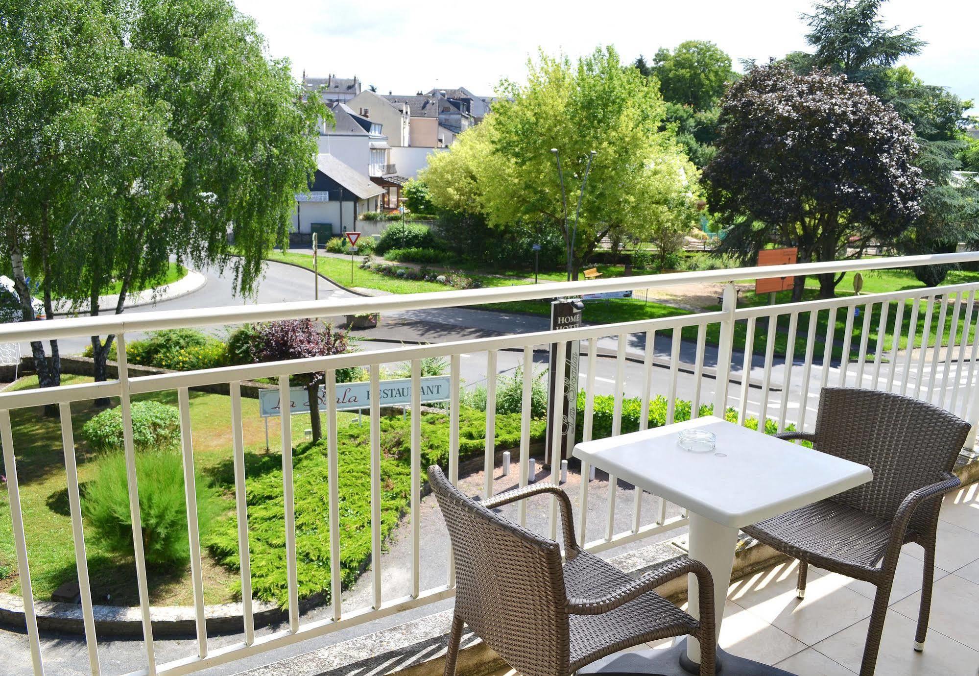 Hotel La Scala Pithiviers Bagian luar foto