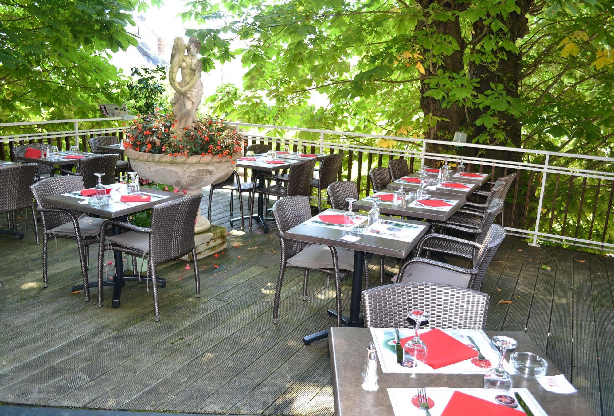 Hotel La Scala Pithiviers Bagian luar foto