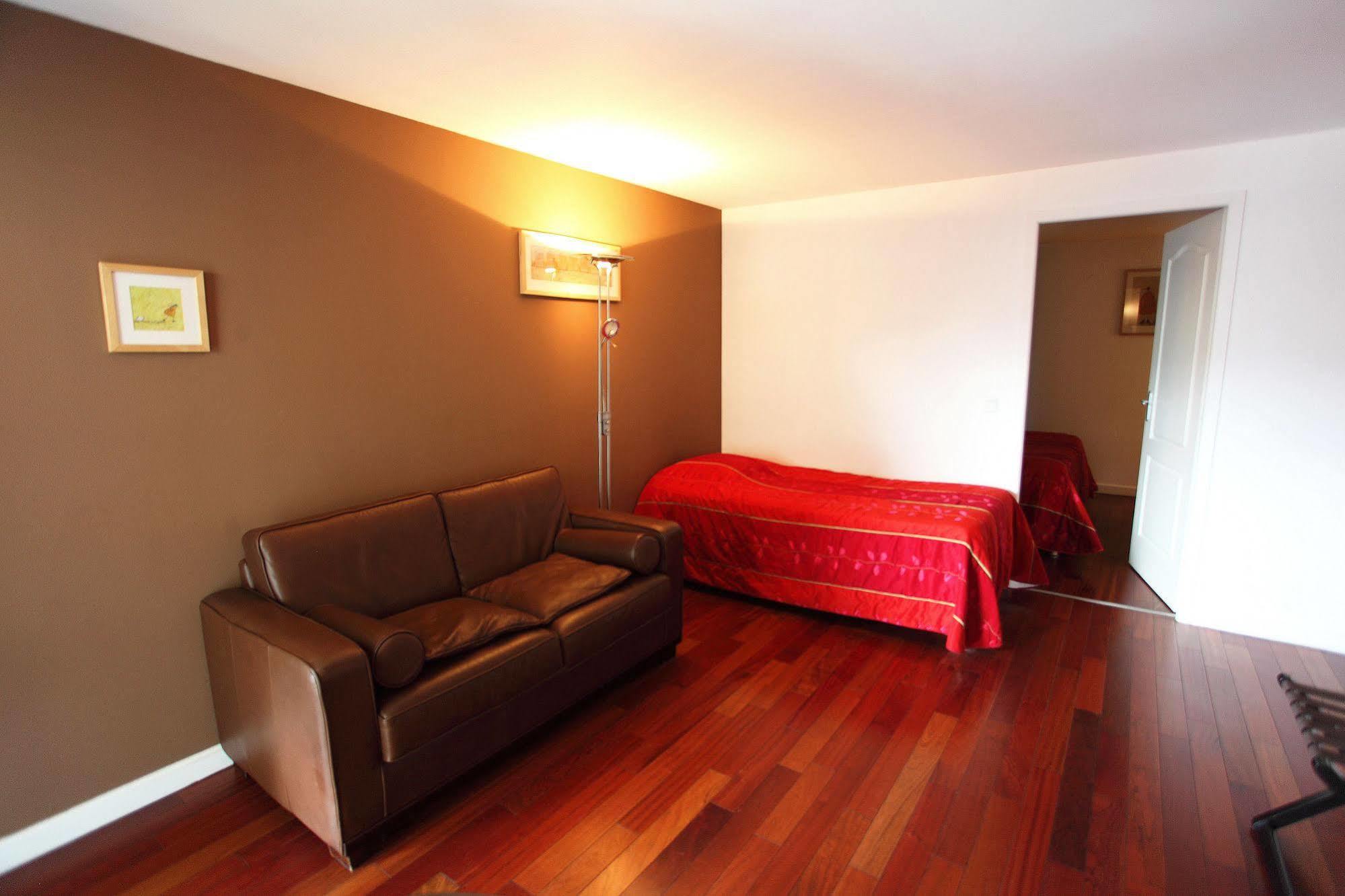Hotel La Scala Pithiviers Bagian luar foto